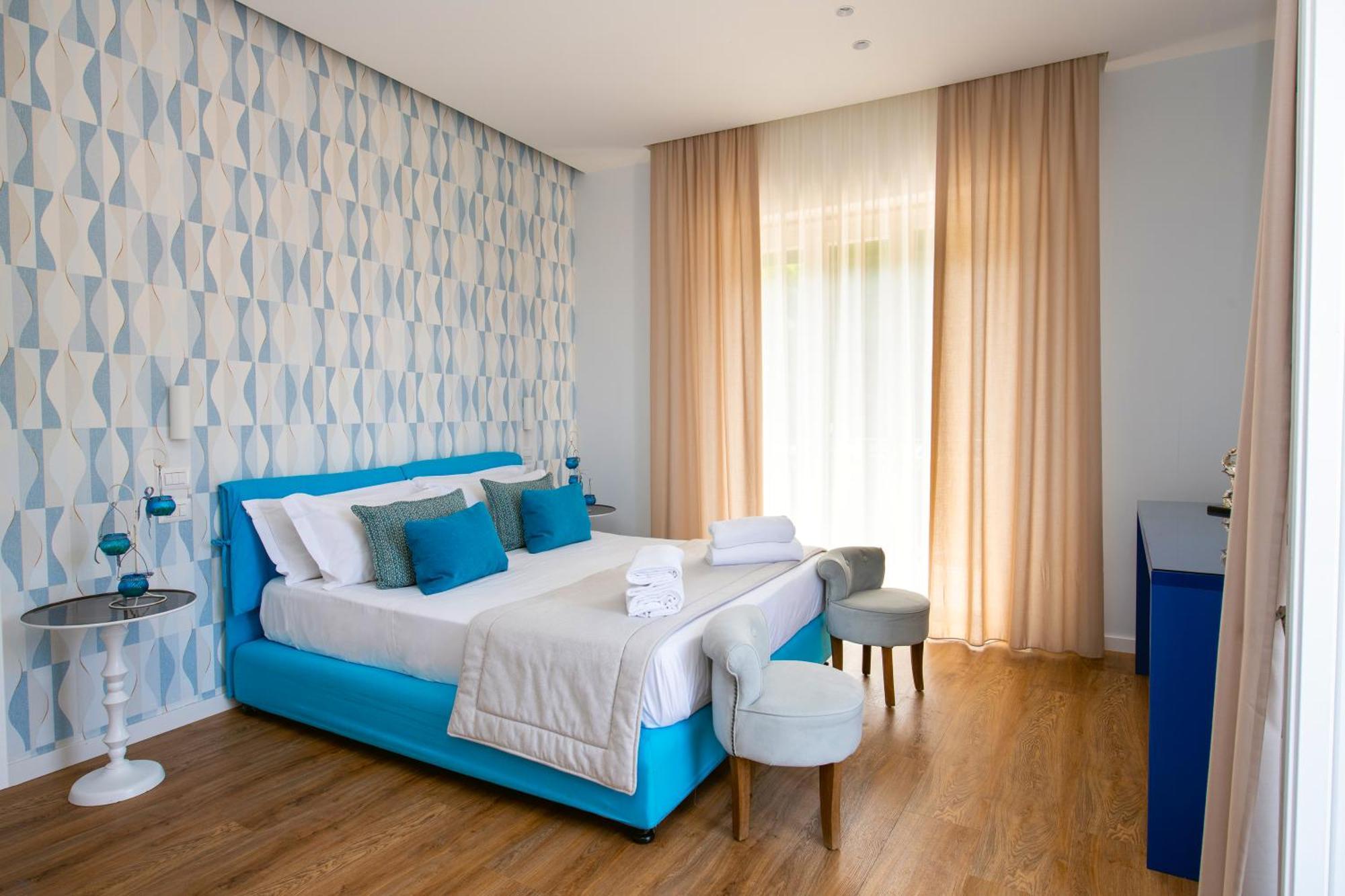 Shabby Chic Seaview Apartments カステッランマーレ・ディ・スタービア エクステリア 写真