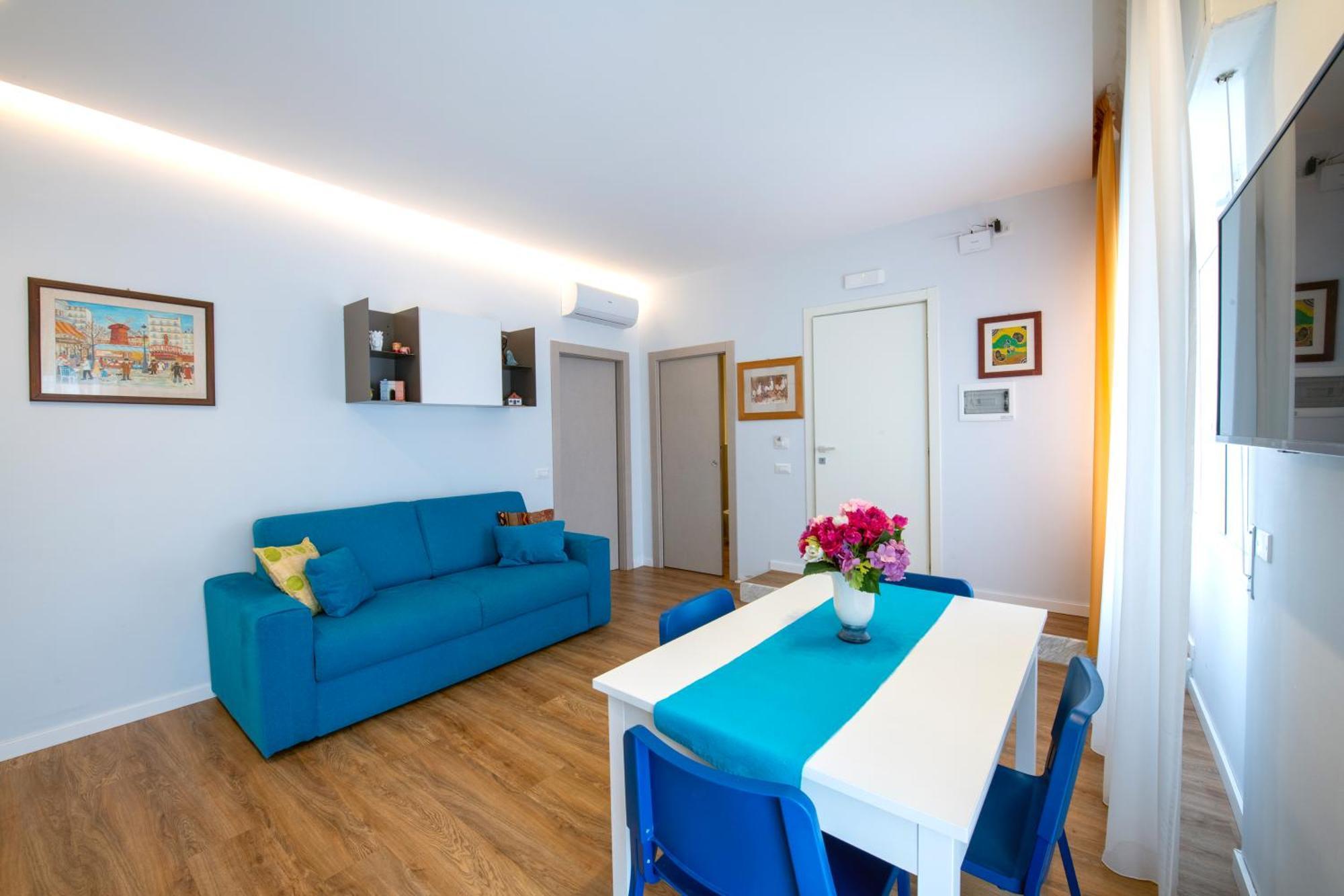 Shabby Chic Seaview Apartments カステッランマーレ・ディ・スタービア エクステリア 写真