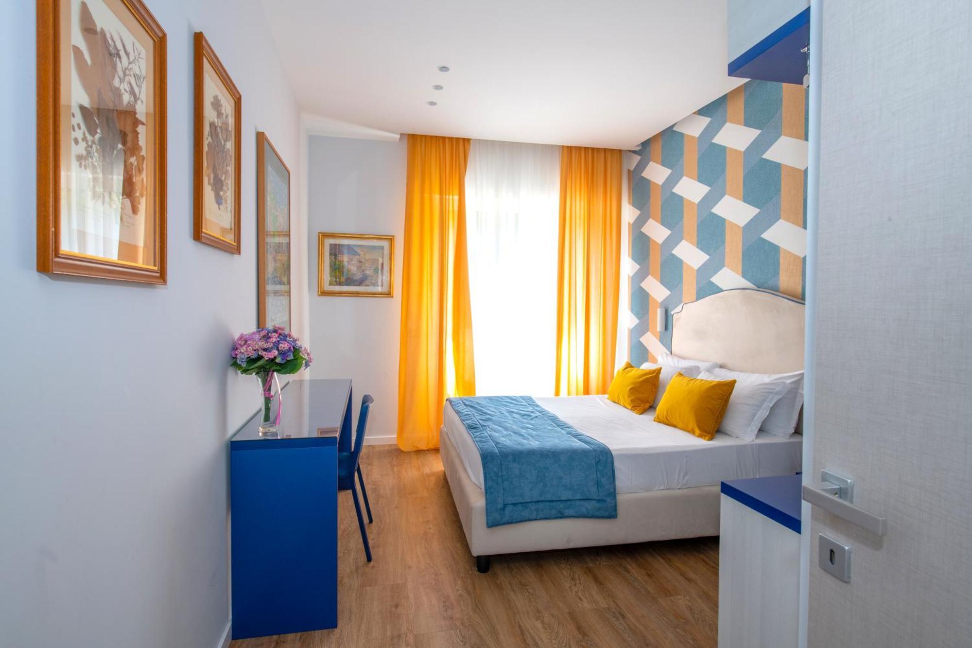 Shabby Chic Seaview Apartments カステッランマーレ・ディ・スタービア エクステリア 写真